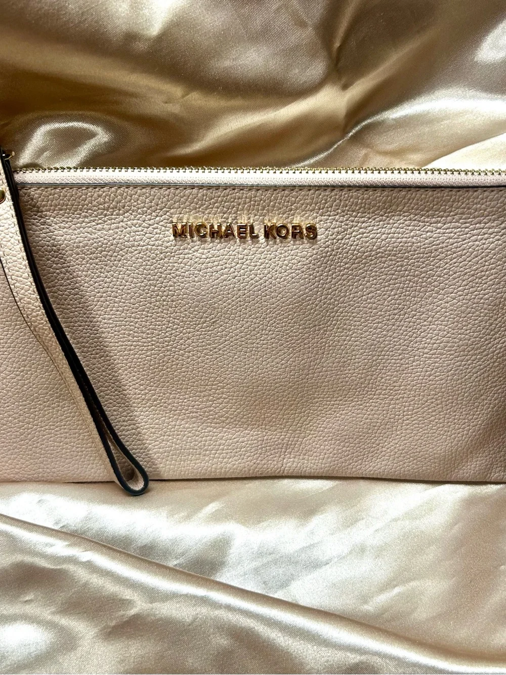 Michael Kors Pebbled Leather Wristlet in Light Taupe with Gold Hardware